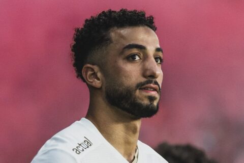 محمد عبد المنعم يوضح موقفه من المشاركة مع المنتخب في مباراة جنوب إفريقيا عقب استبعاده من مواجهة جنوب السودان