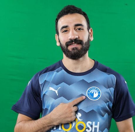 شوبير يكشف مصير ثنائي بيراميدز بشأن الانتقال إلى الأهلي