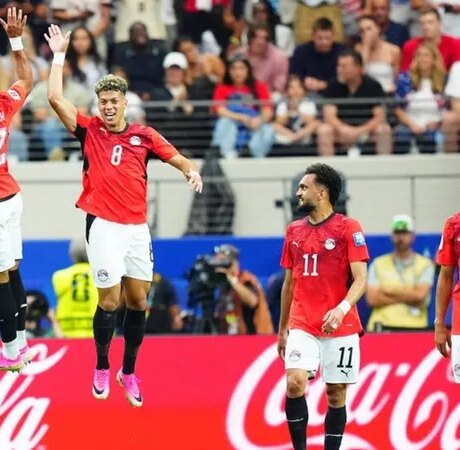 توافد لاعبوا المنتخب إلى معسكر الفراعنة بداية من الإثنين والثلاثاء وسط غموض حول موقف محمد صلاح