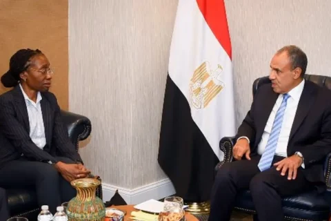 وزير الخارجية يعبر لرئيسة مجموعة الأزمات الدولية عن التزام مصر بدعم الشعب الفلسطيني
